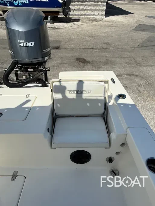 2016 Pathfinder 2400 TRS - Media 20