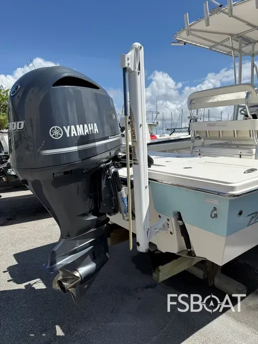 2016 Pathfinder 2400 TRS - Media 8