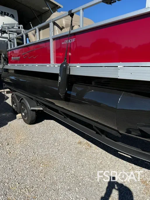 2024 Ranger Reata 200F - Media 13