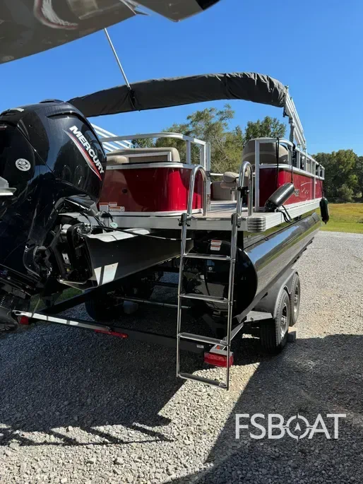 2024 Ranger Reata 200F - Media 16
