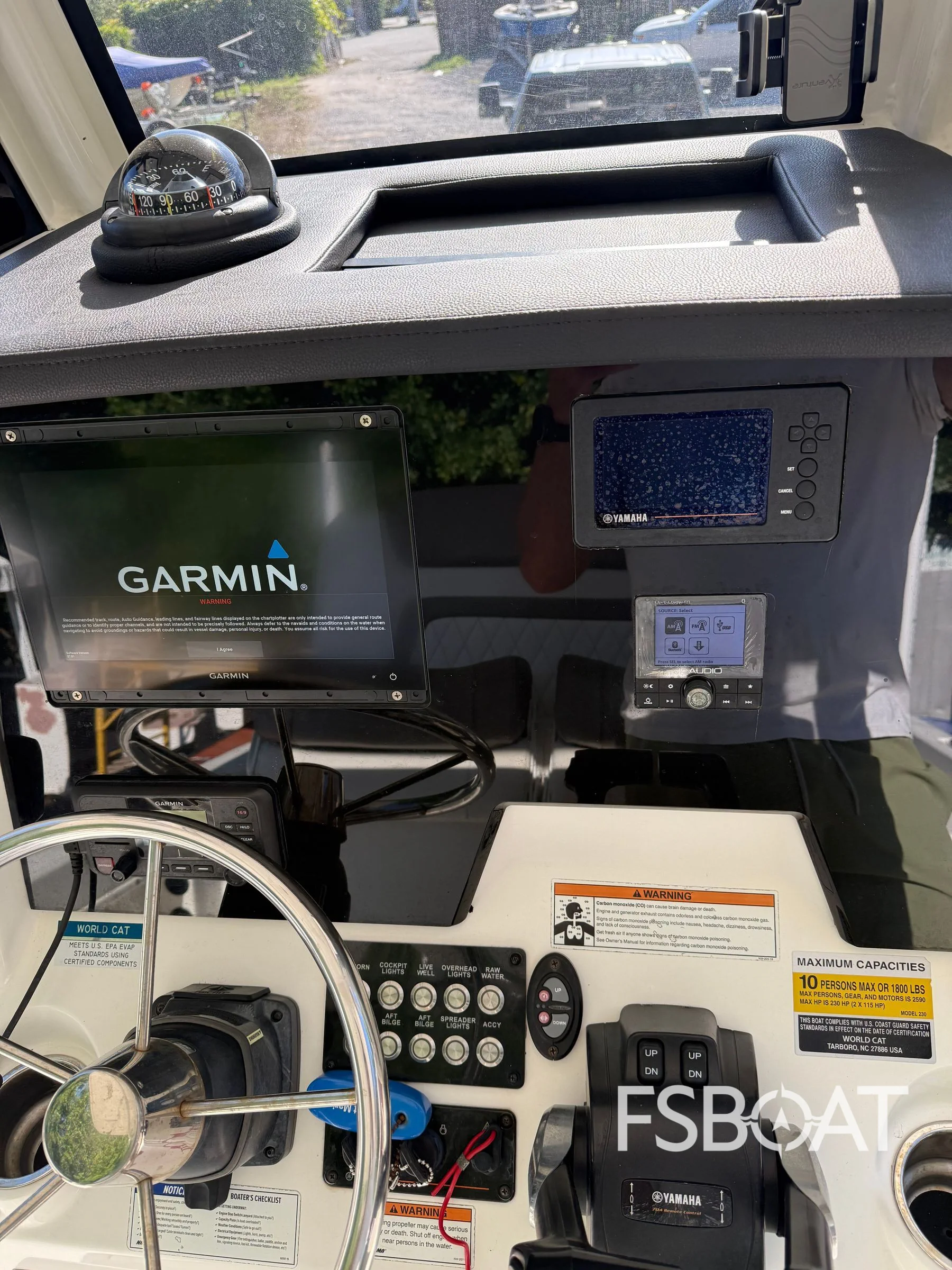 2021 World Cat 235 CC - Media 4