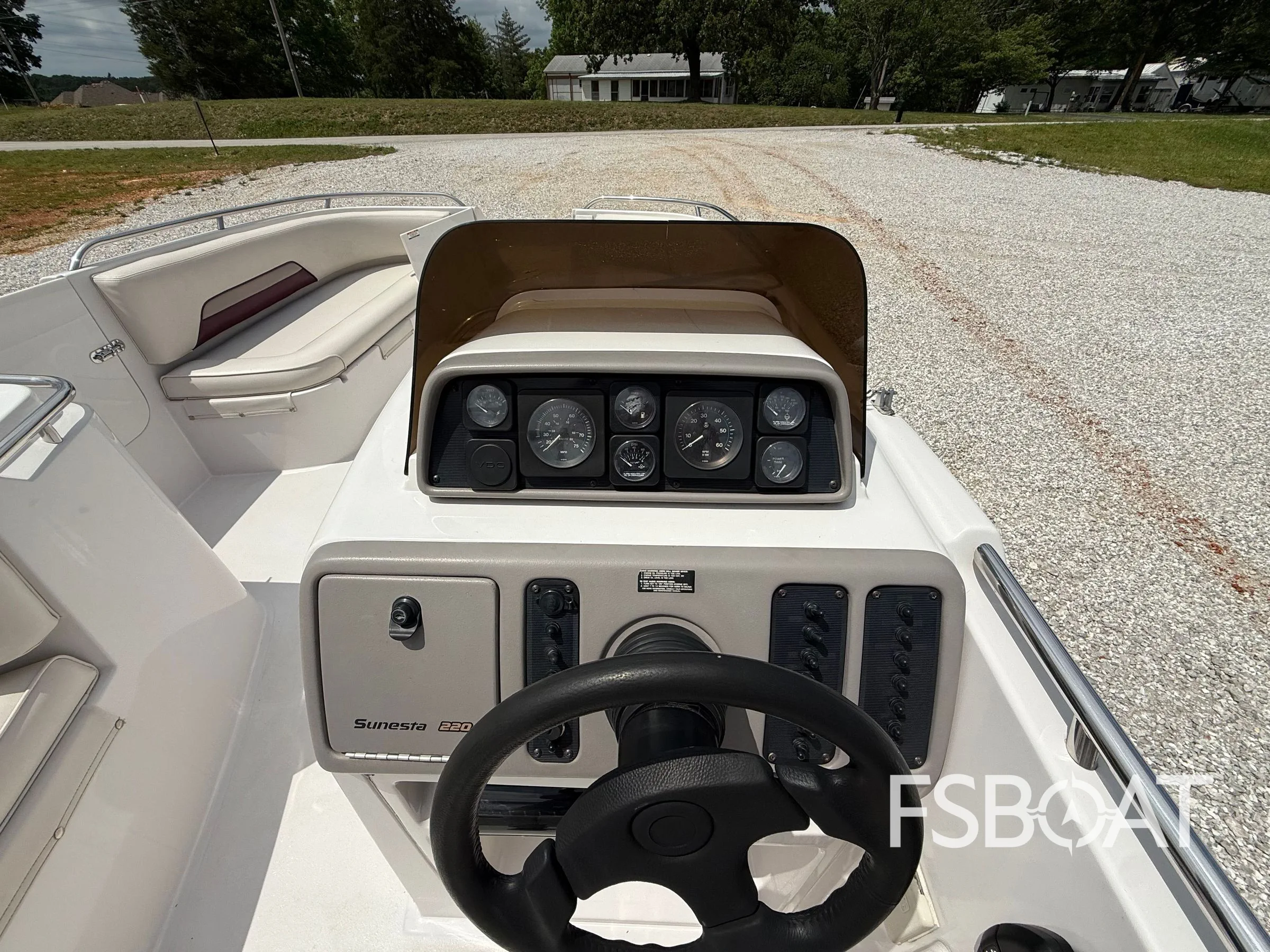 1994 Chaparral Sunesta 220 - Media 22