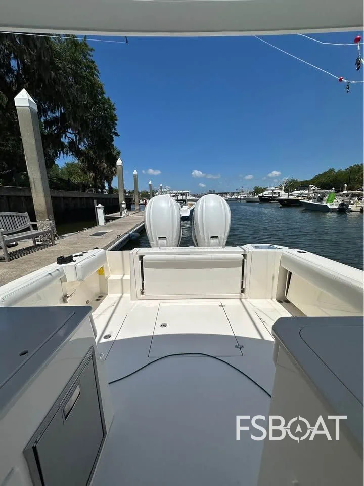 2021 Cobia 330 Dual Console - Media 3