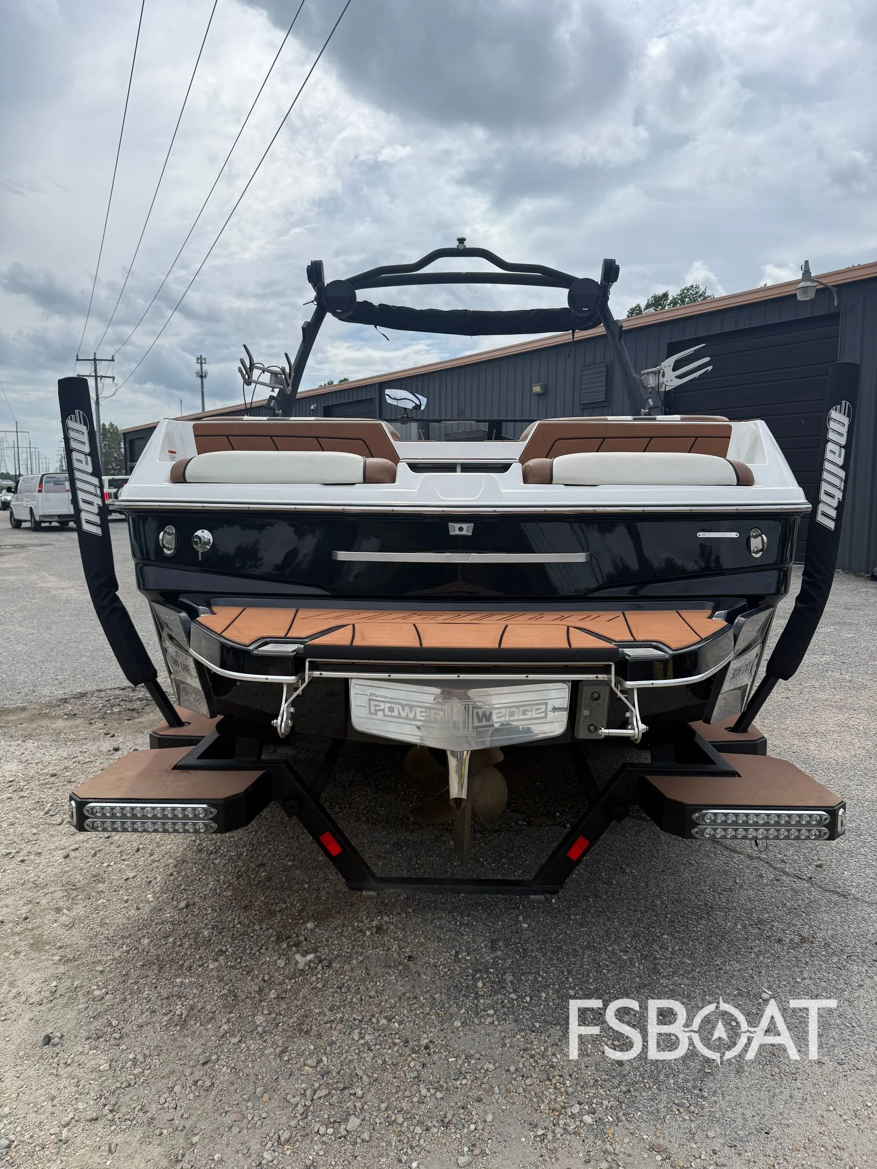 2022 Malibu Wakesetter 23 LSV - Media 3