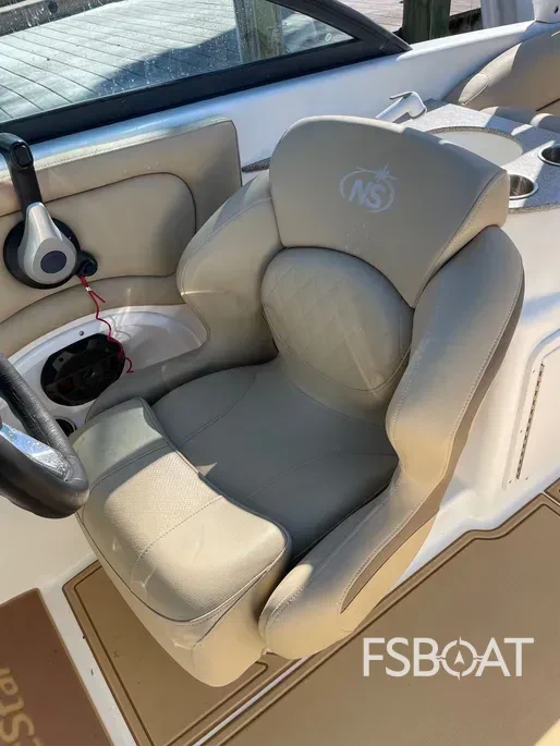 2019 NauticStar 243DC Sport Deck - Media 19