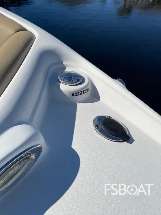 2019 NauticStar 243DC Sport Deck - Media 11