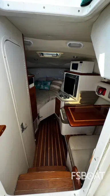 2003 Pursuit 3070 - Media 9
