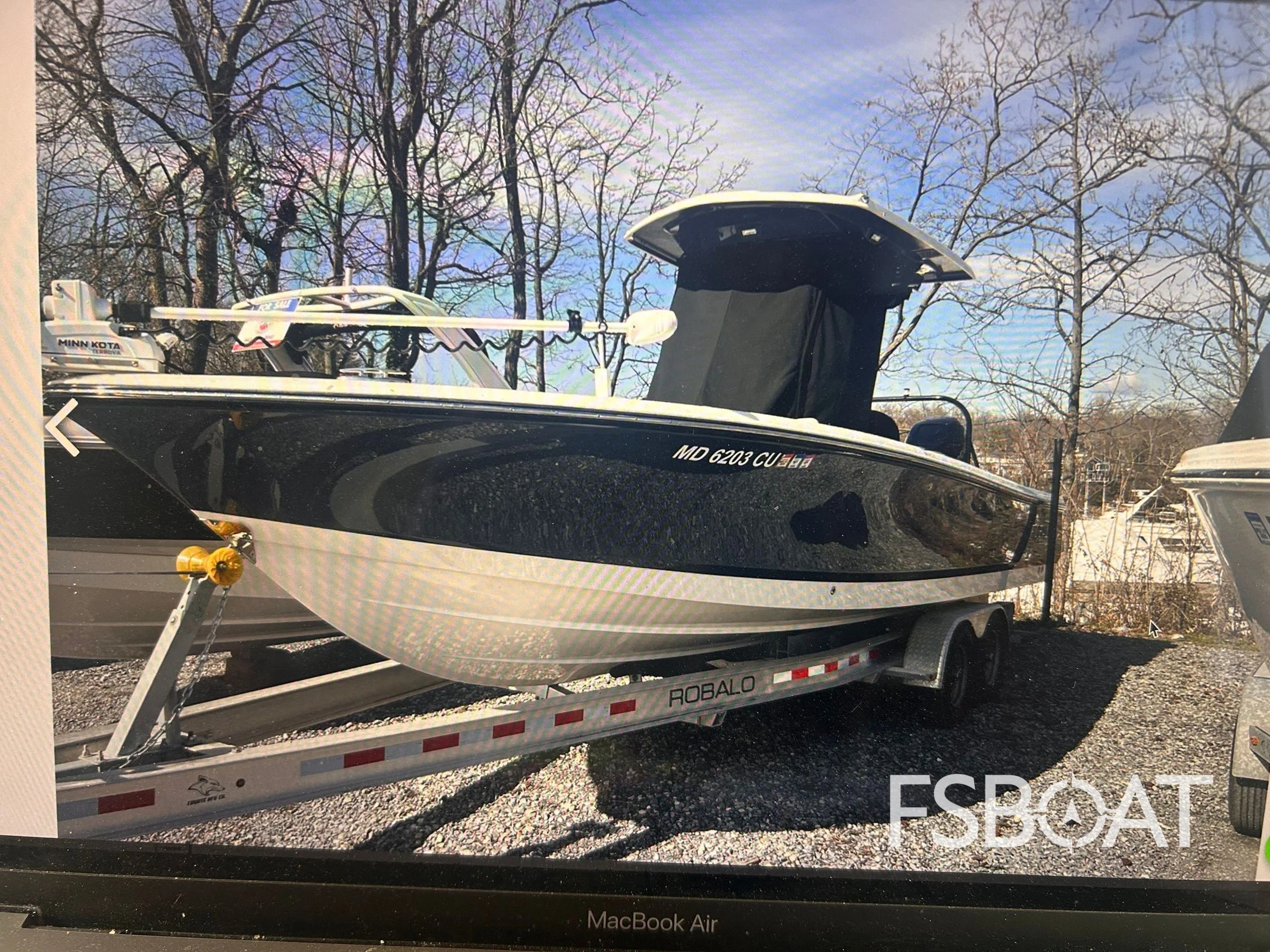 2023 Robalo 266 Cayman - Media 7