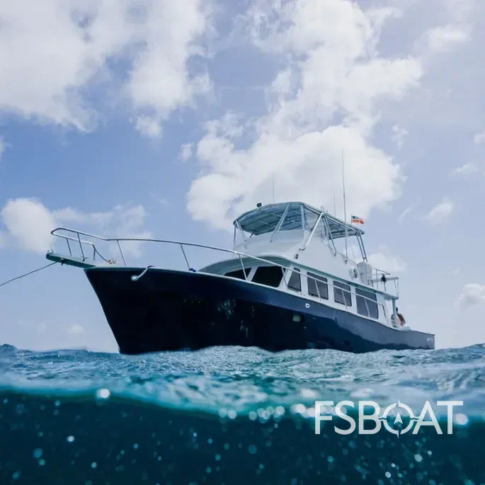 1983 Marine Management 48 - Media 2