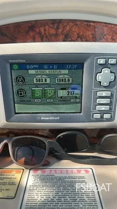 2004 Sea Ray Sundancer - Media 2