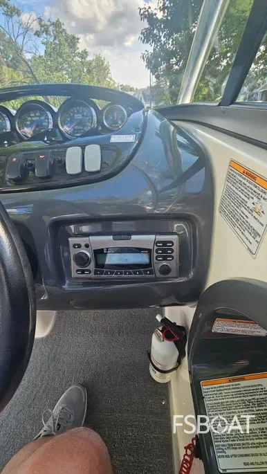 2010 Yamaha Boats AR210 - Media 14