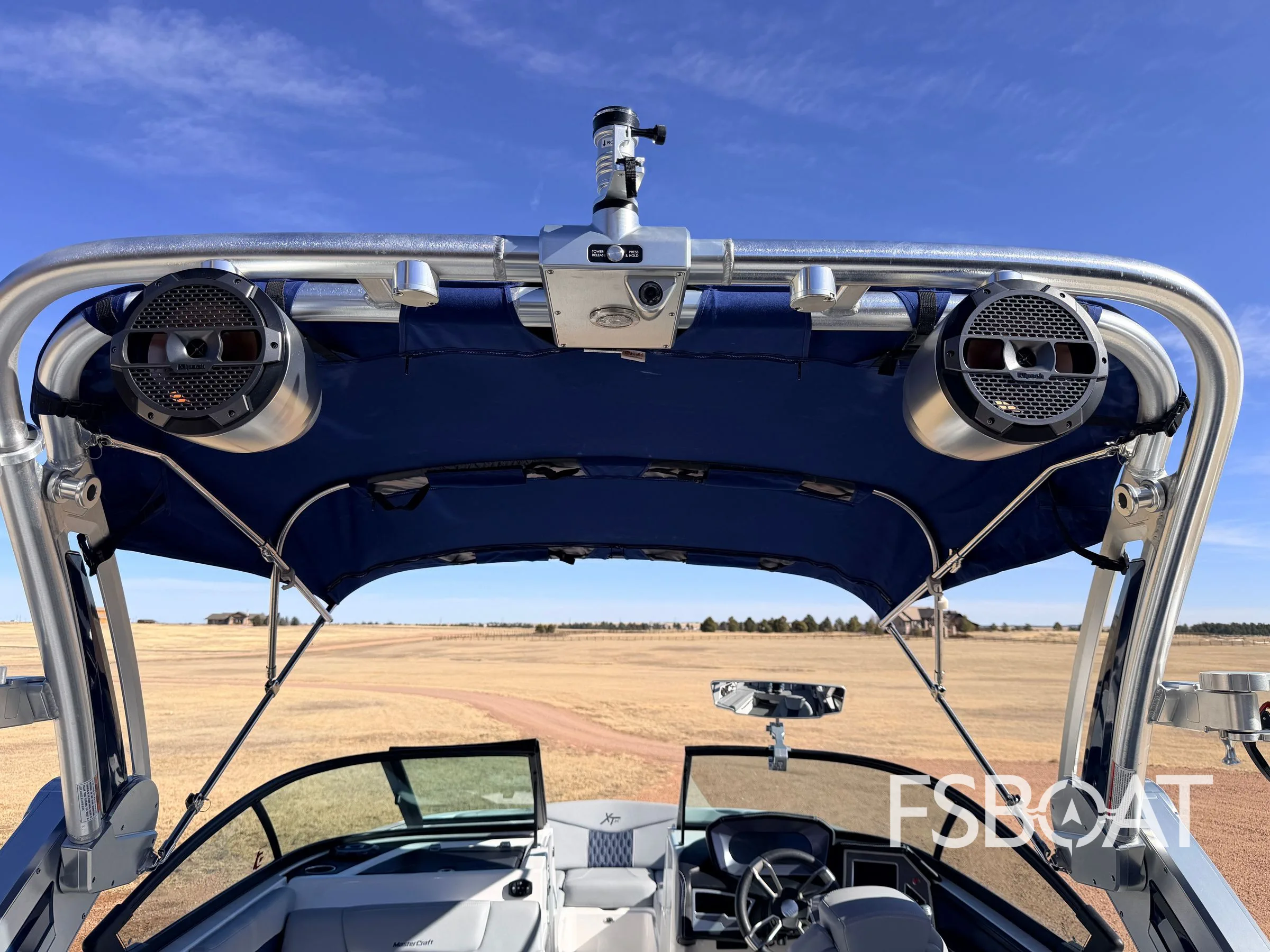 2022 MasterCraft XT24 - Media 5