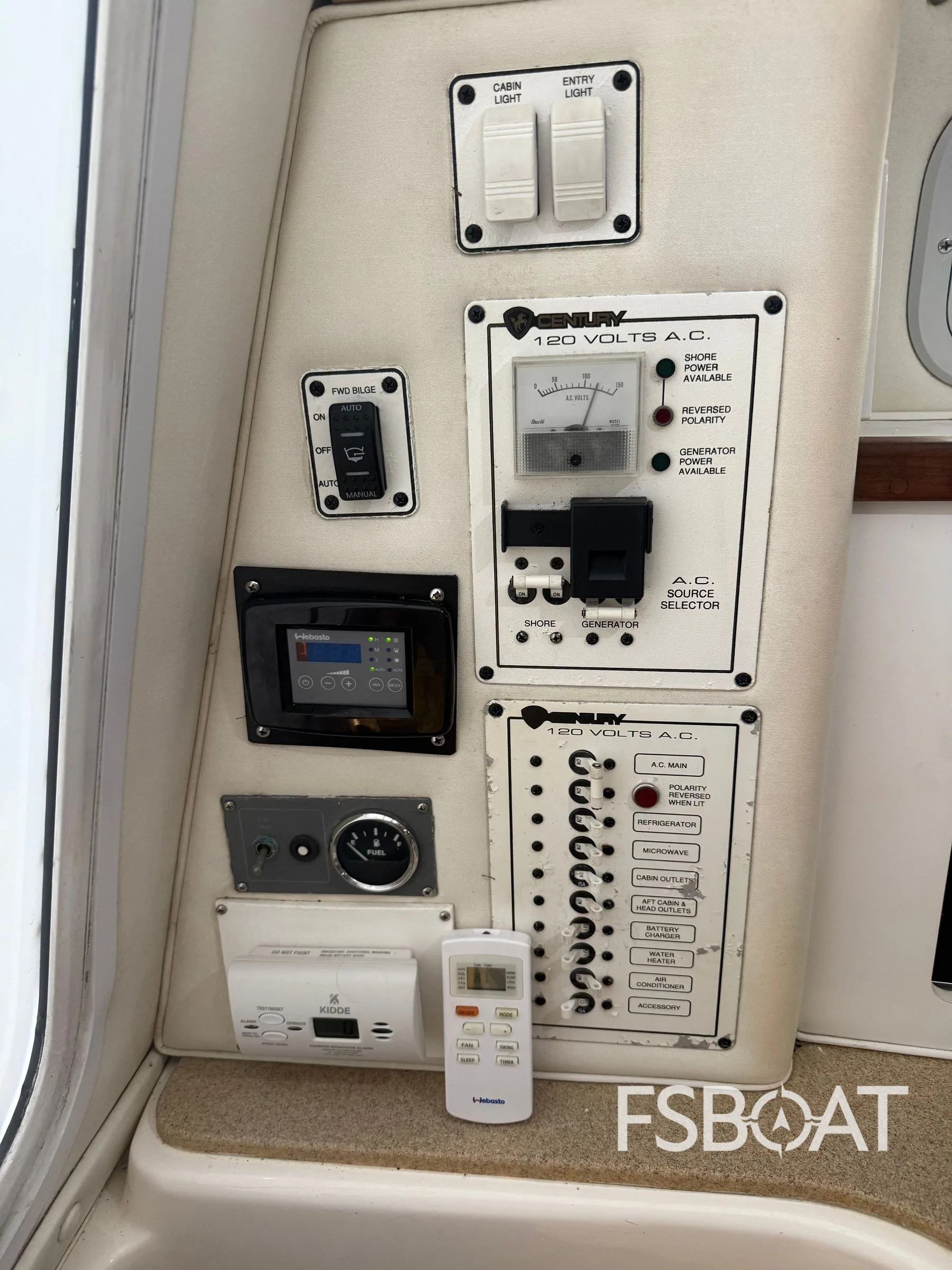 2003 Century 2900 Walk-Around - Media 12