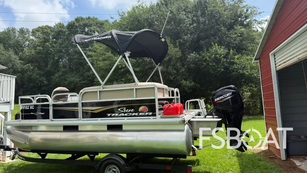 2021 Sun Tracker Bass Buggy 16 XL Select - Media 16