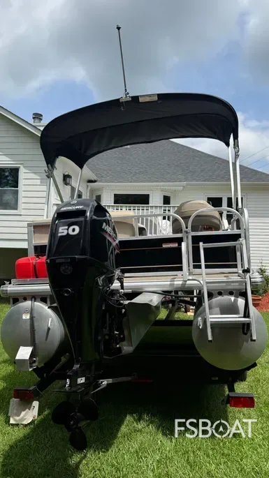 2021 Sun Tracker Bass Buggy 16 XL Select - Media 14