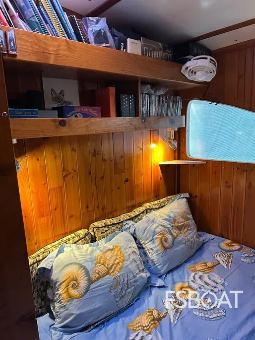 2017 Custom Kittiwake 42 - Media 23