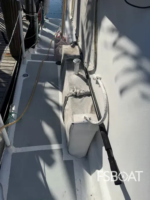 2017 Custom Kittiwake 42 - Media 18
