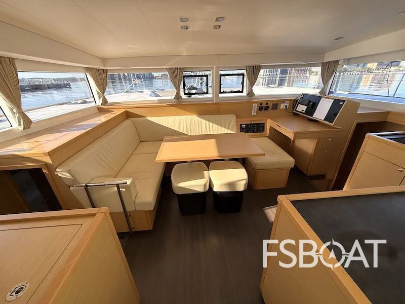 2018 Lagoon 400 S2 - Media 5