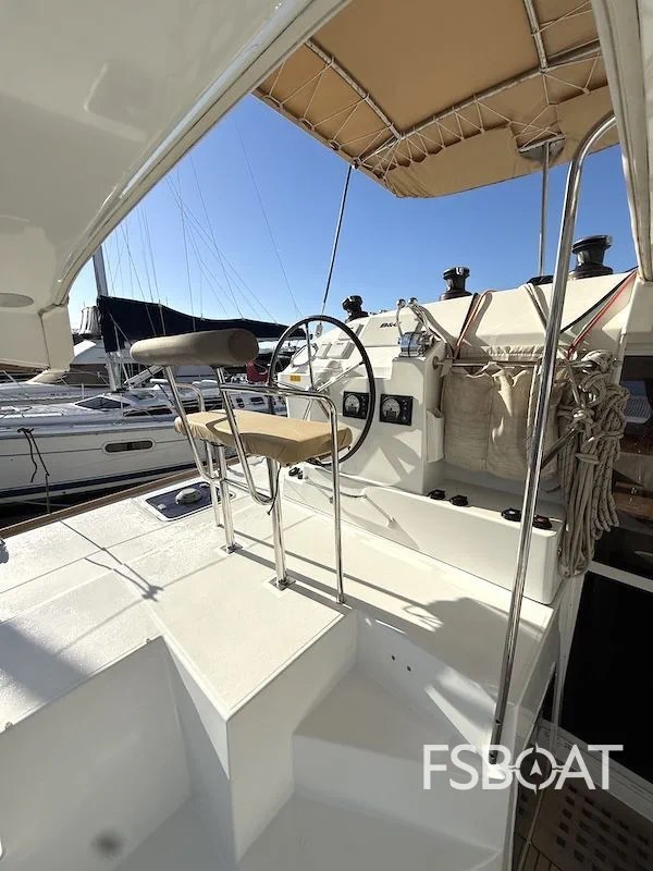 2018 Lagoon 400 S2 - Media 3