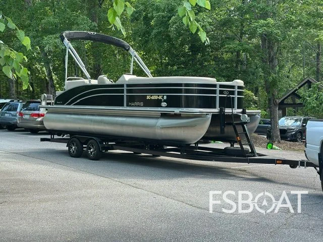 2023 Harris Cruiser 230 - Media 20