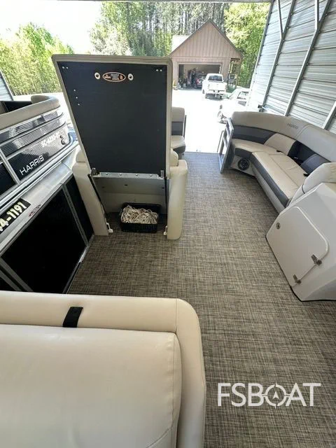 2023 Harris Cruiser 230 - Media 14