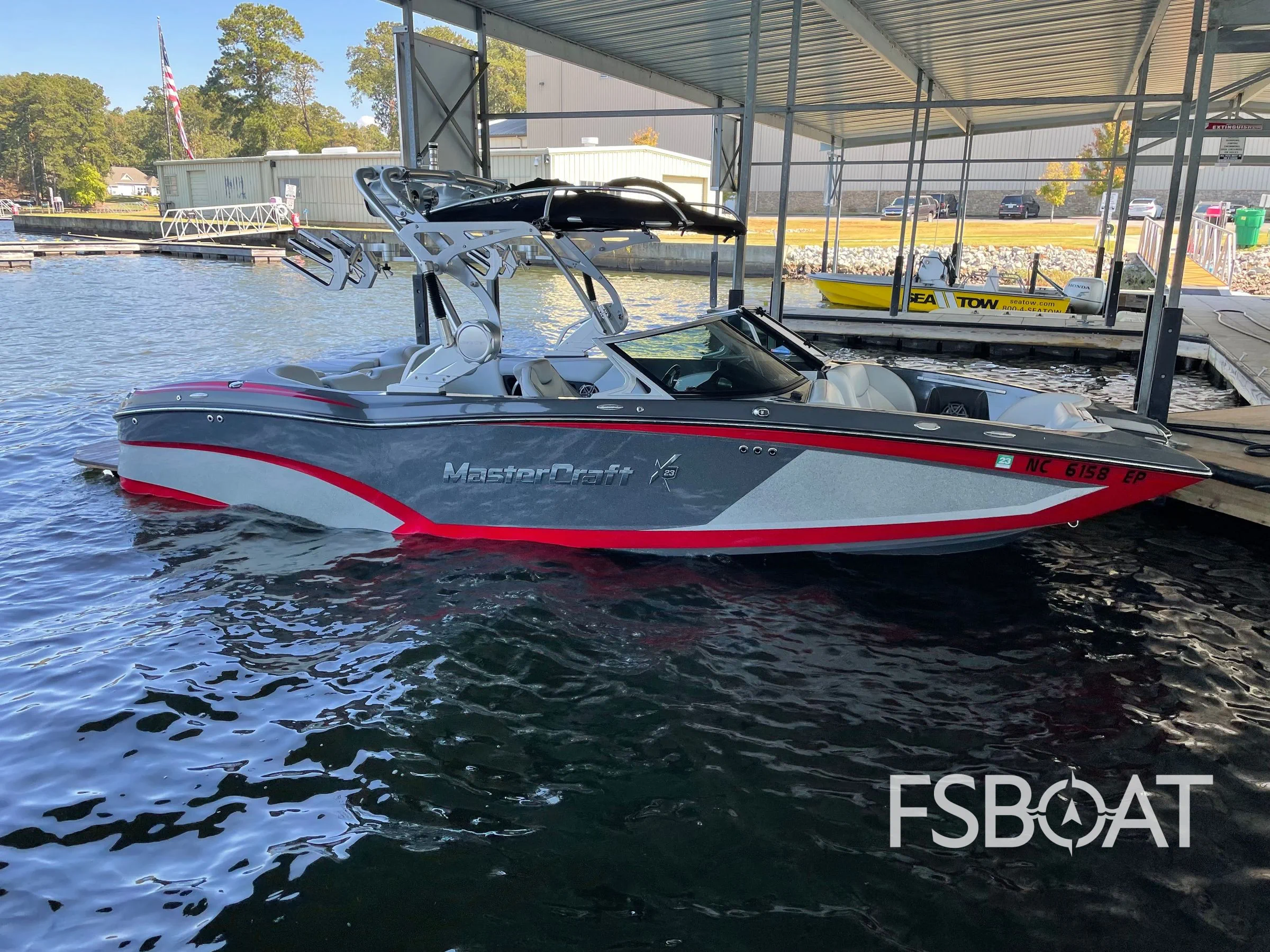 2016 MasterCraft X23 - Media 3