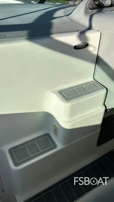 2006 Maxum 3300 SE - Media 22