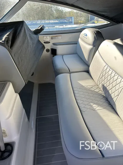 2006 Maxum 3300 SE - Media 14