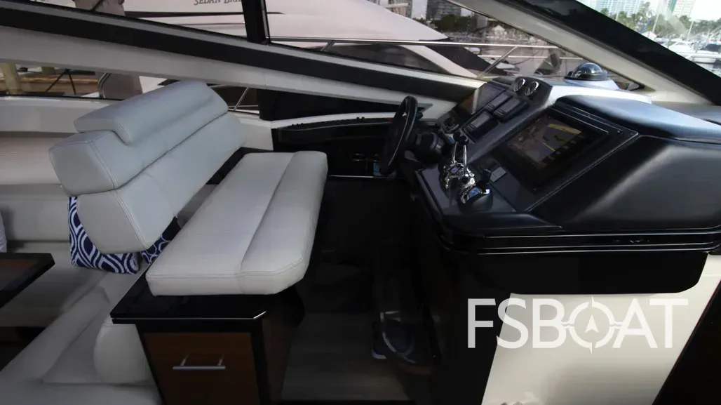 2010 Marquis 500 Sport Coupe - Media 16