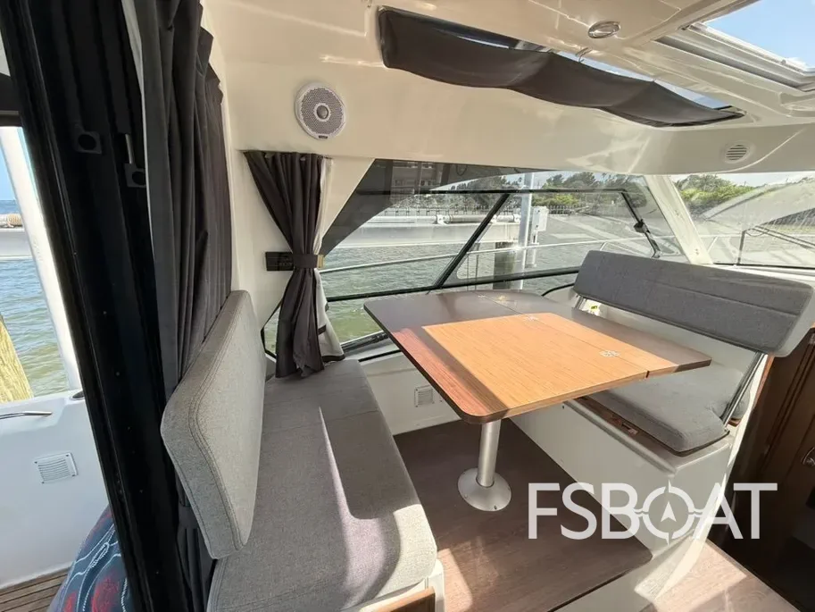 2020 Beneteau Antares 9 OB - Media 7