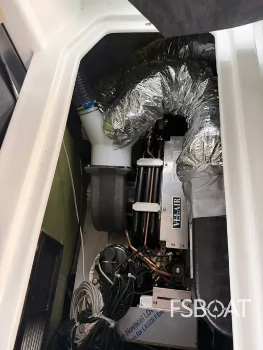 2020 Beneteau Antares 9 OB - Media 11