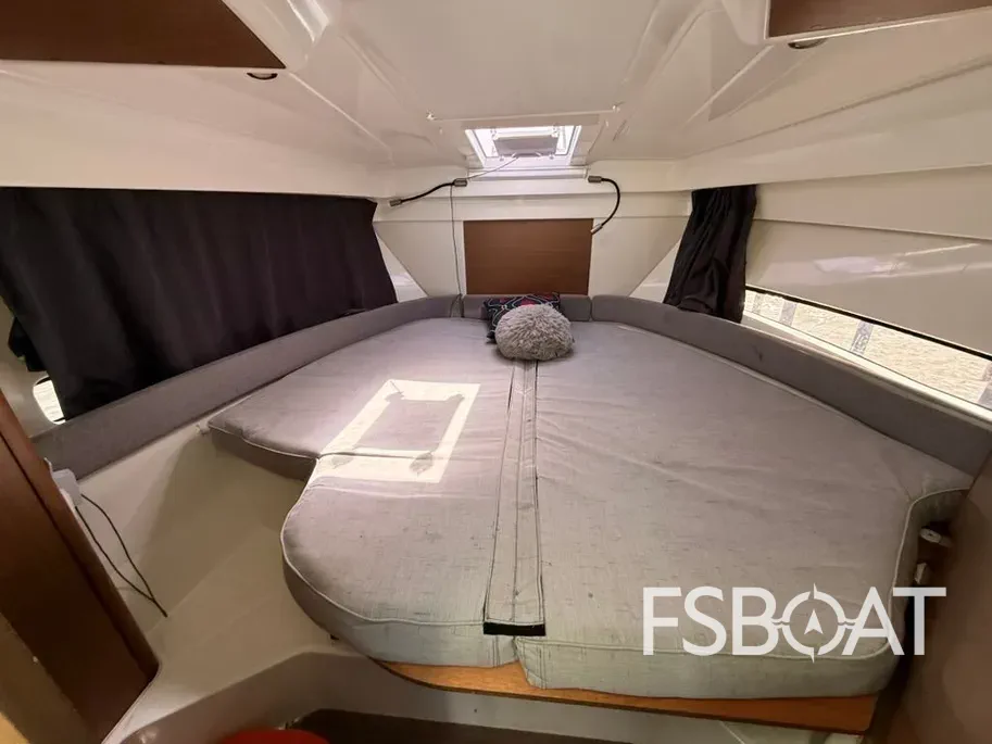 2020 Beneteau Antares 9 OB - Media 16