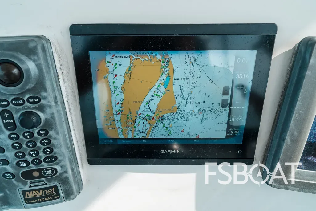 2006 Tempest Offshore 40 - Media 24
