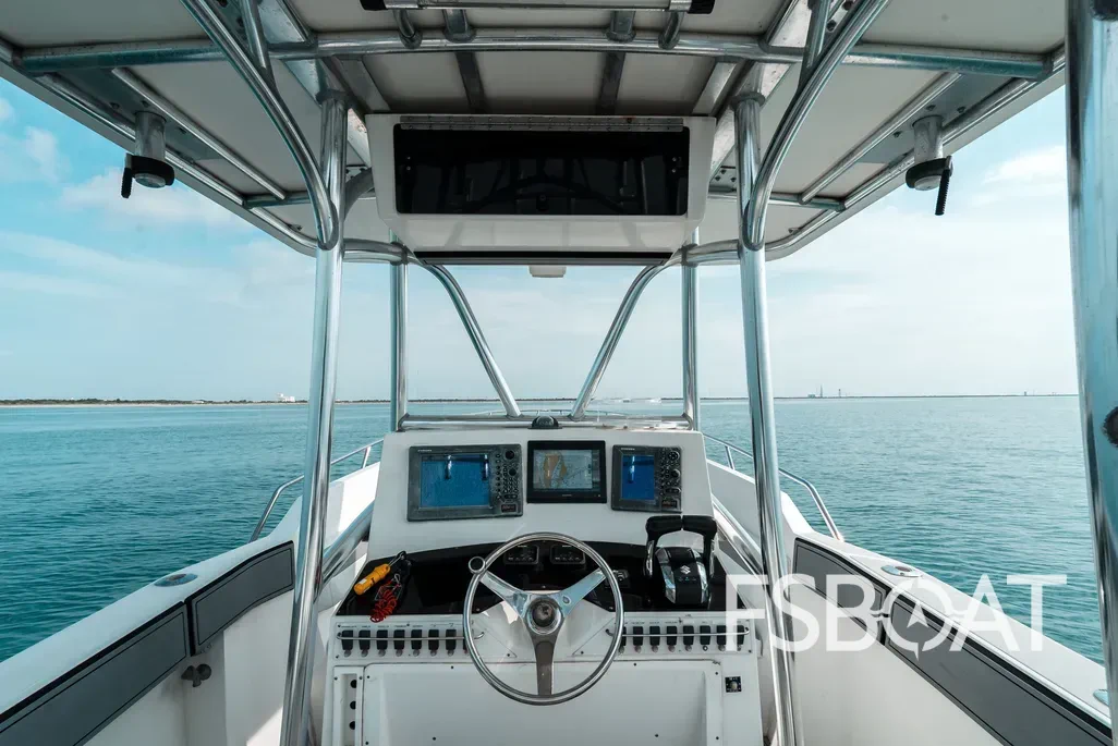 2006 Tempest Offshore 40 - Media 21