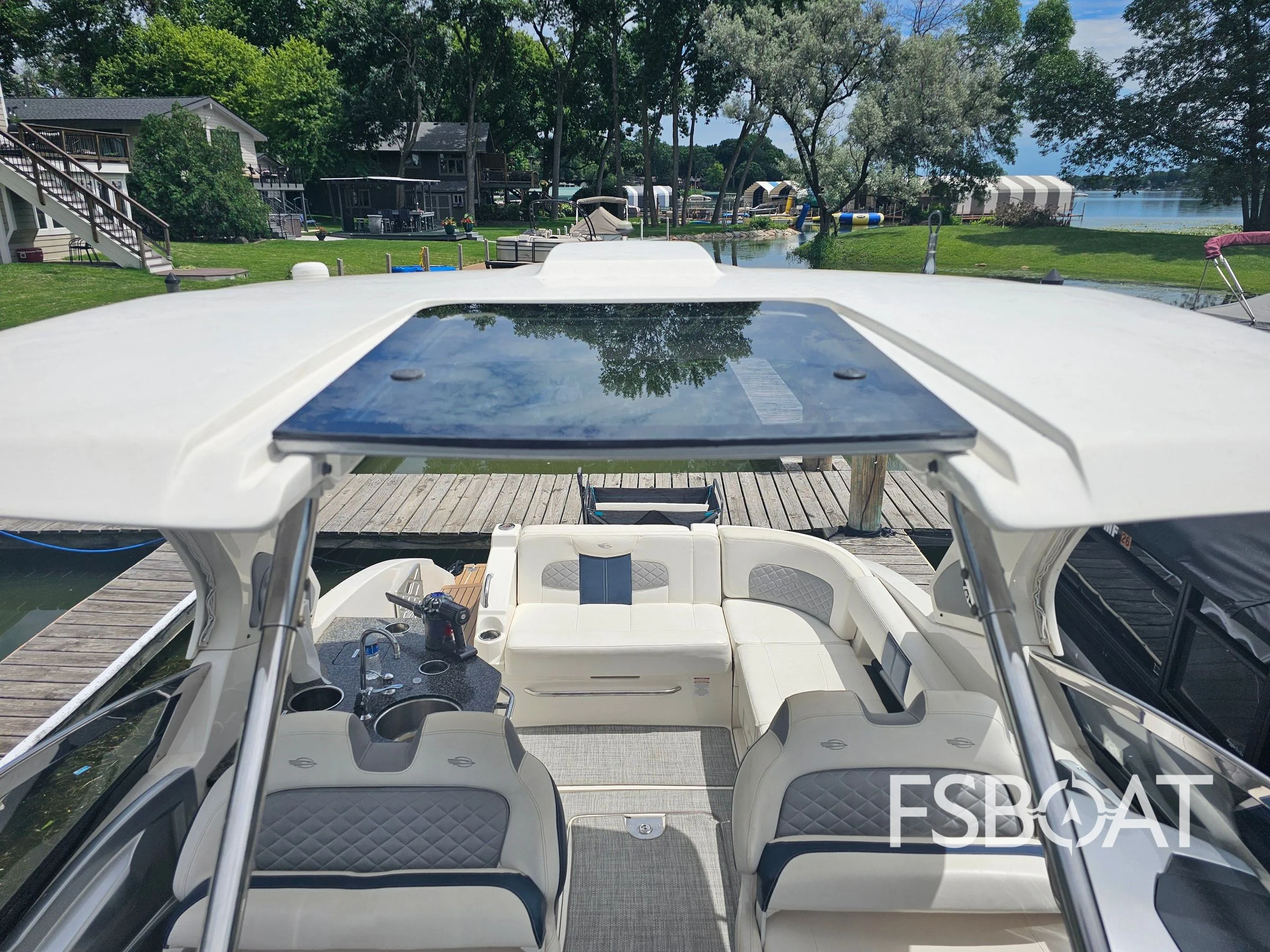 2012 Chaparral 327 SSX - Media 16