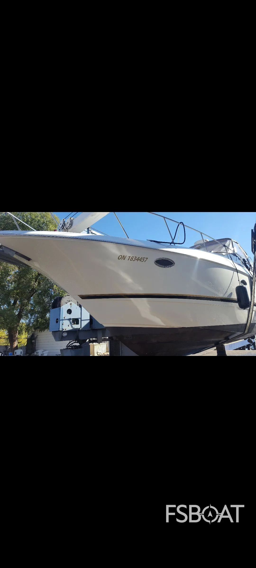 2004 Cruisers Yachts 370 Express - Media 2