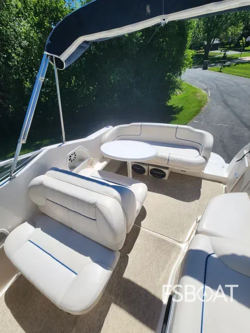 2000 Chaparral Signature 240 - Media 8