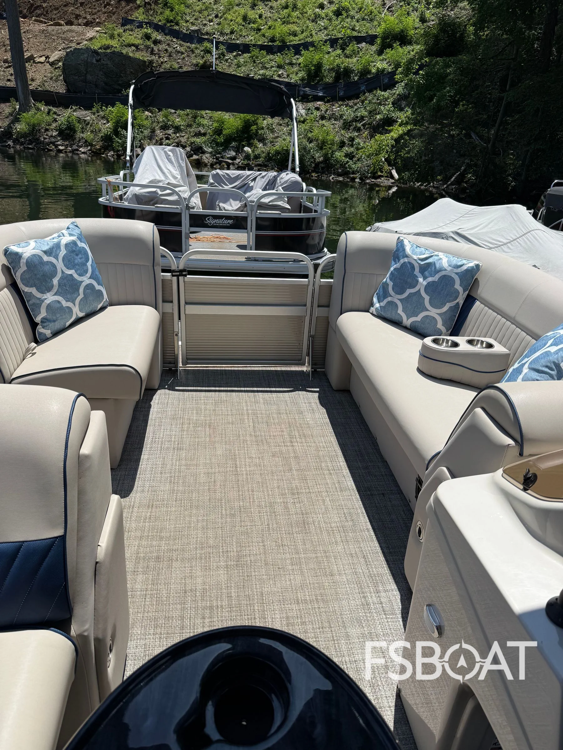 2020 Qwest LS 818 RLS - Media 9