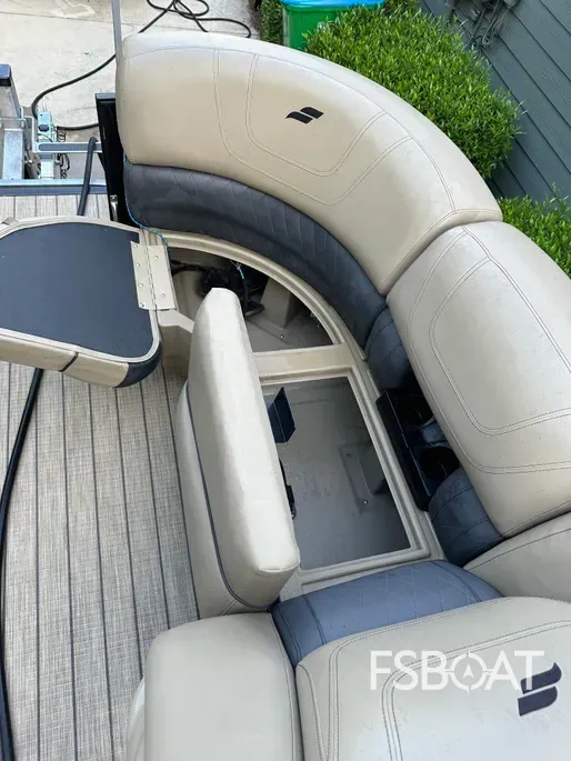 2022 Starcraft SLS-3 - Media 11