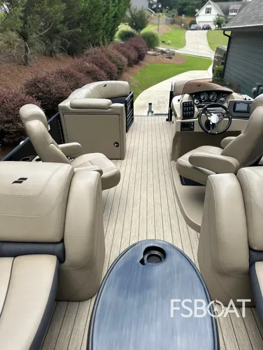 2022 Starcraft SLS-3 - Media 3