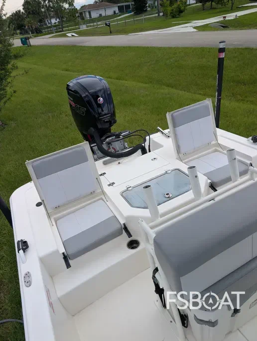 2023 Mako Pro Skiff - Media 16