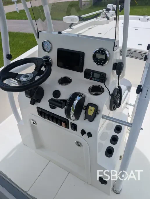2023 Mako Pro Skiff - Media 11