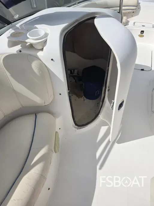 2004 Hurricane Sun Deck 237 - Media 8