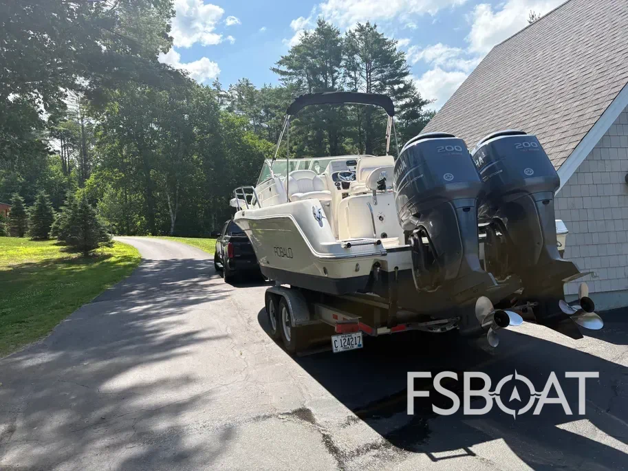 2006 Robalo R265 Walkaround - Media 11