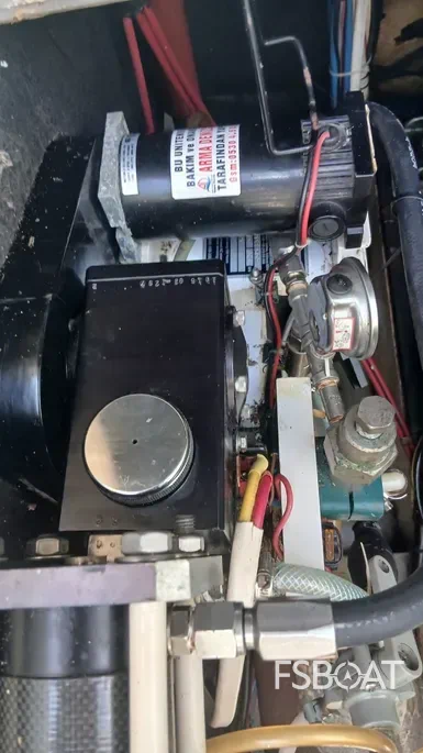1979 Moody 42CC - Media 17