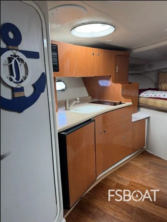 2001 Four Winns 338 Vista - Media 11