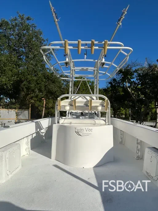 2007 Twin Vee 26 Center Console - Media 11
