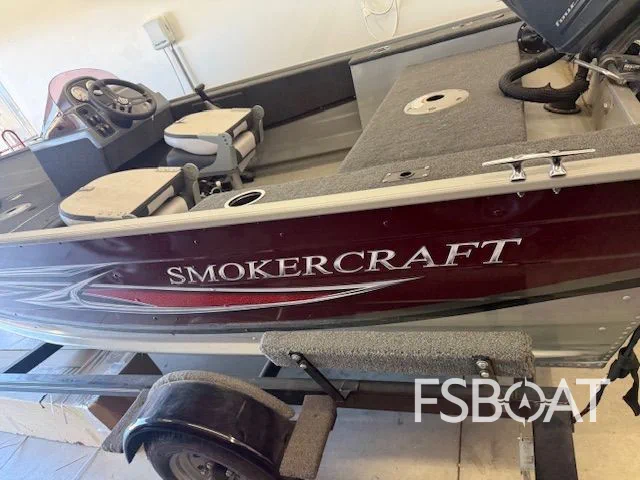 2023 Smoker Craft Resorter 151 - Media 9
