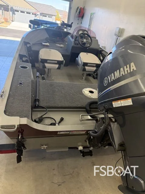 2023 Smoker Craft Resorter 151 - Media 12