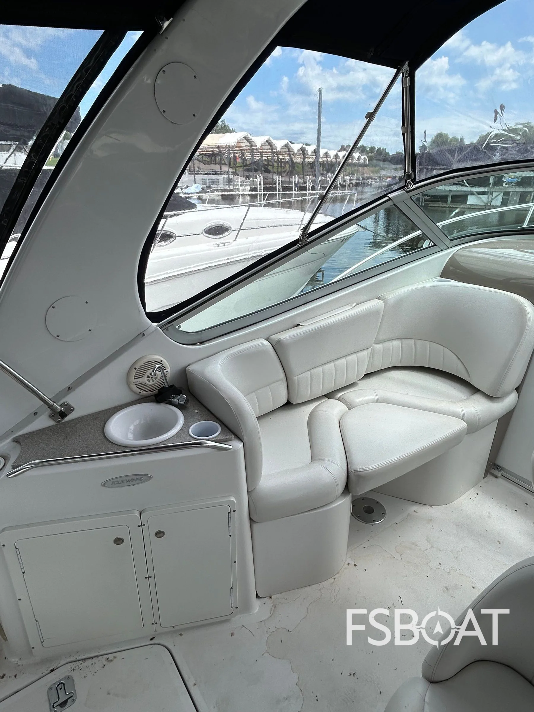 2002 Four Winns 298 Vista - Media 8